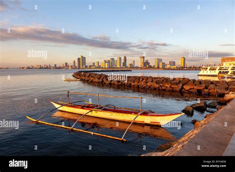 Port Of Manila Hi Res Stock Photography And Images Alamy