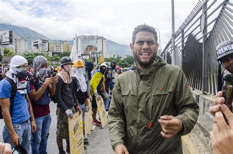 Venezuela Liberados En Venezuela Cinco Presos Tras El Alivio De