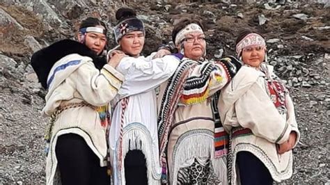 Happy Nunavut Day! Just look at these photos of Inuit and their ...