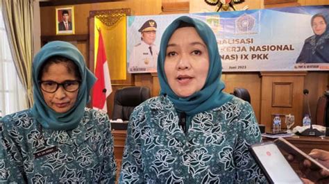 Penanganan Stunting TP PKK Banten Sosialisasi Aplikasi E Dasawisma