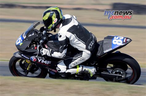 Yamaha Yzf R Cup Diary Of A Racer Mcnews