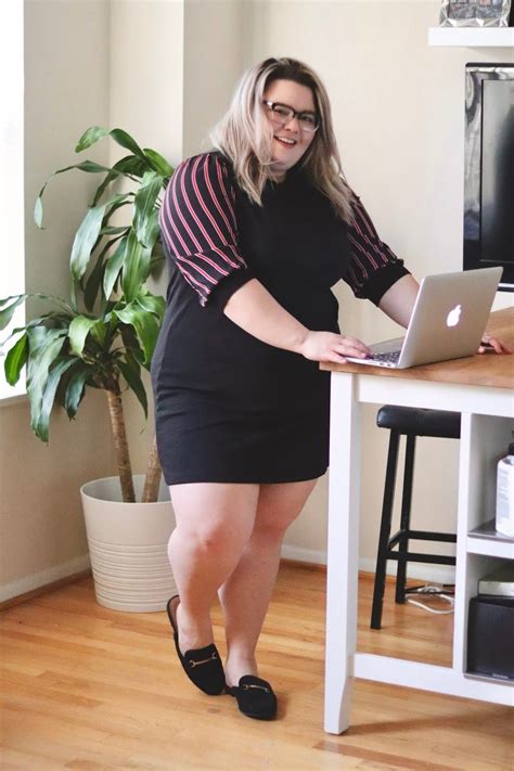 Chicago Plus Size Petite Fashion Blogger Youtuber And Model Natalie