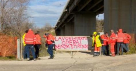 Viadotto Molise 1 Gli Operai Licenziati Firmano L Intesa Per Gli Arretrati