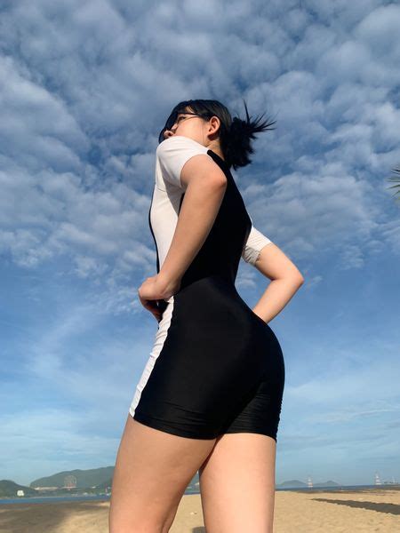 B I M T M Nh Tay Ng N Kh A K O Qu N Short Sporty En P P Bikini Th Ng Hi U B I N