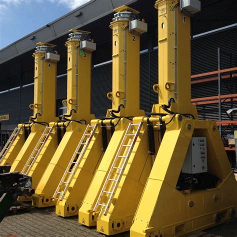 Enerpac High Capacity SBL900 Hydraulic Gantry Provides Superior