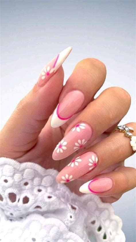 Pin By Hetvi Ramani On Pins By You Floral Nails Nails Gel Nails