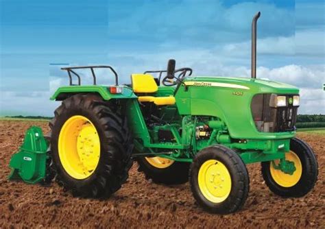 John Deere Tractor 5105 4wd At 910000 Piece Pune ID 19537967630