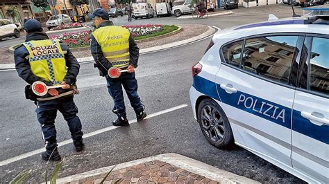 Chiavari Multe Irregolari Sullo Stradone Di Via Parma Il Prefetto