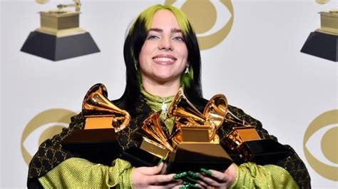 Como Billie Eilish Começou A Carreira De Cantora