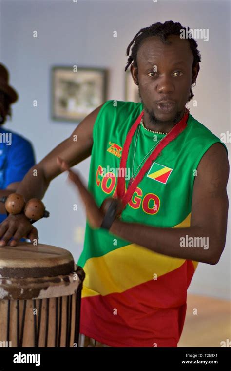 Congolese Drumming Hi Res Stock Photography And Images Alamy