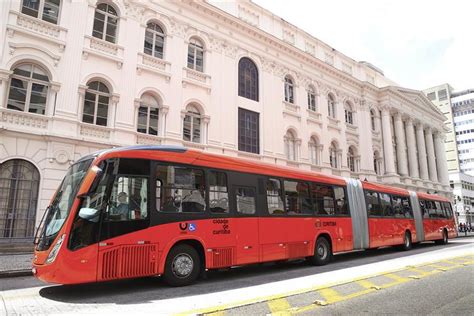 Prefeitura anuncia redução de frota de ônibus em Curitiba e Região