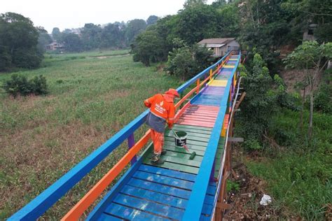 Bairro Mauazinho ganha 120 metros de ponte para locomoção dos moradores