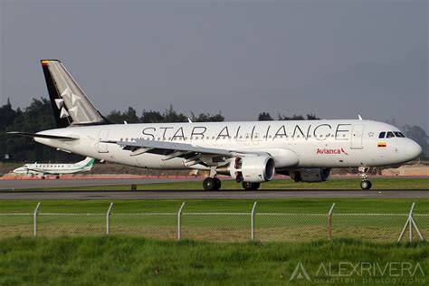 N454AV Avianca N454AV MSN 5454 Airbus A320 214 Bogota Flickr