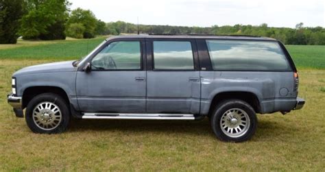 1993 Chevrolet Suburban 34 Ton Dually 4x4 Must See