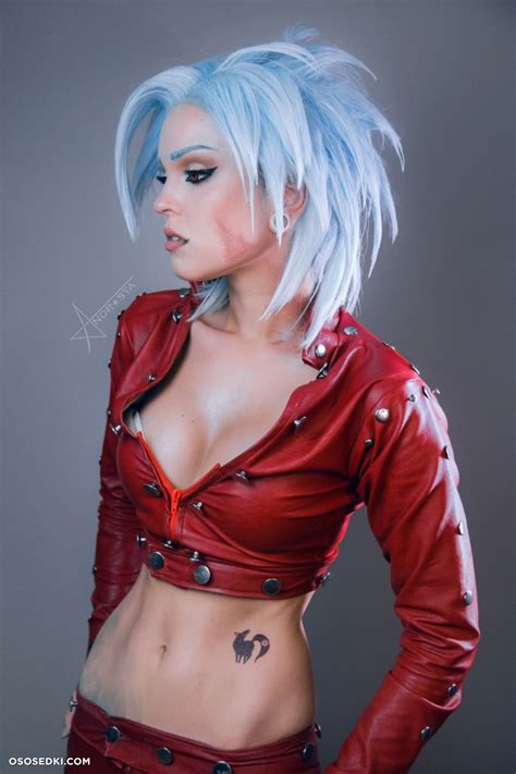 Model Andrasta Andrasta In Cosplay Ban From Warhammer 19 Leaked