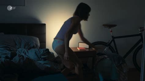 Nude Video Celebs Anna Julia Antonucci Sexy SOKO Linz S02e03 2023