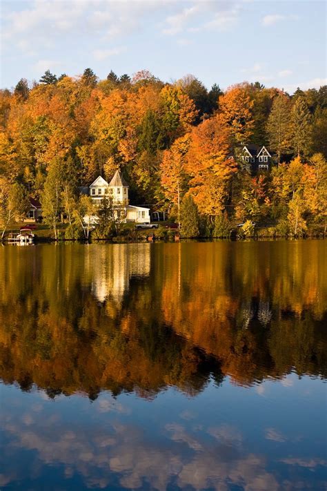 These Small Towns Have The Most Stunning Fall Foliage For Leaf Peeping