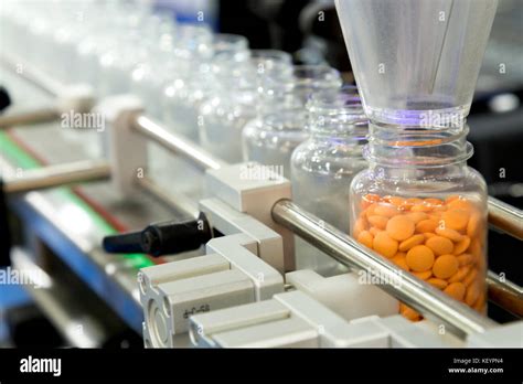 Pharmaceutical Production Line Hi Res Stock Photography And Images Alamy