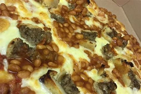 Scotch pie and beans pizza - Glasgow bar causes a stir on social media ...