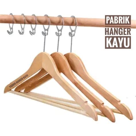 Jual HANGER KAYU NATURAL DEWASA PALANG HOTEL ANTI THAF Shopee Indonesia