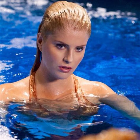 H2O And Mako Mermaids Mako Mermaids Mermaid Photo And Video