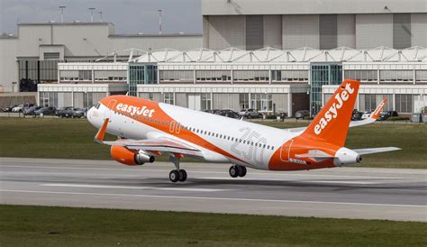 Easyjet Erweitert Flotte In Berlin Dmm Der Mobilit Tsmanager