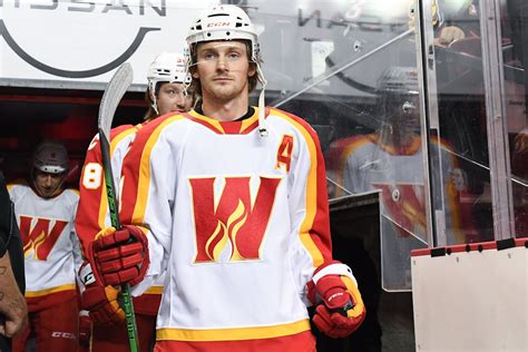 Calgary Flames Recall Ahl Leading Scorer Matthew Phillips From The