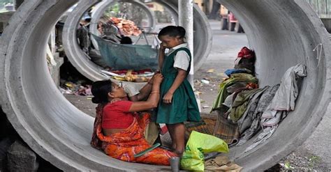 Homeless Mother Dressing Her Daughter For School Pics