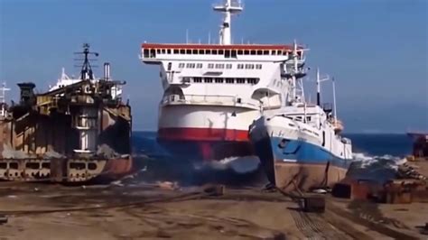 Top Boat Crash Best Of Crazy Boat Accidents Ship Crash