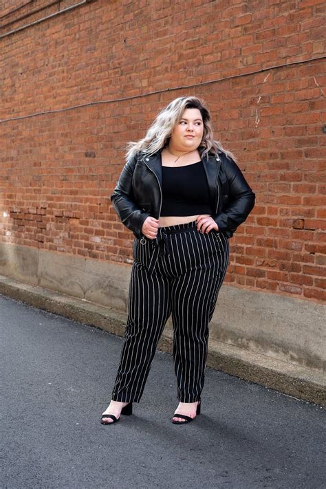 Chicago Plus Size Petite Fashion Blogger Youtuber And Model Natalie