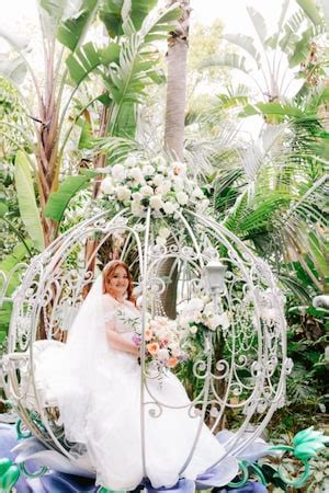 An Enchanting Disney Wedding with Stunning Floral at Disneyland | Disney Weddings