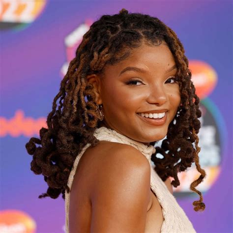 Little Mermaid Halle Bailey Elsiehalli