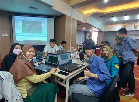 Focus Group Discussion Dan Workshop Persiapan Integrasi Data