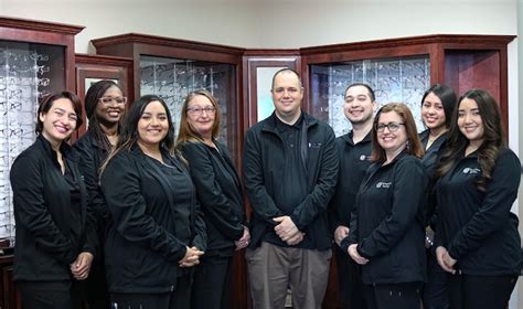 Doctors Staff In Waco TX Crystal Clear Eye Care