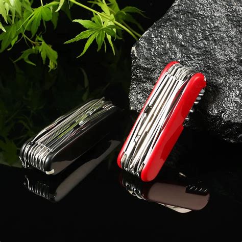 Hot Selling Multi Functional Folding Knife Outdoor Wildlife Portable