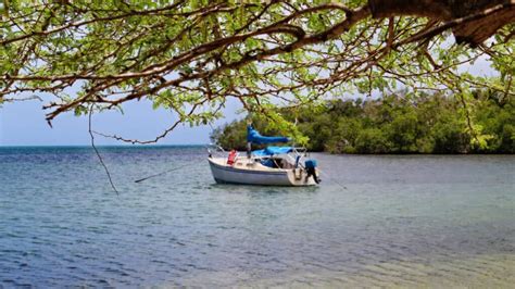 11 Best Cabo Rojo Beaches (By a Puerto Rico Local)