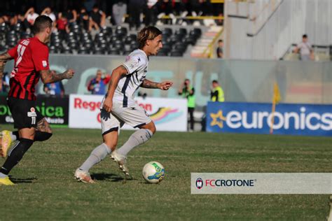 Foggia Crotone 1 0 La Gallery F C Crotone