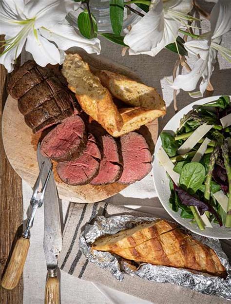 Perfectly Cooked Eye Fillet Garlic Bread Greenlea Butcher Shop