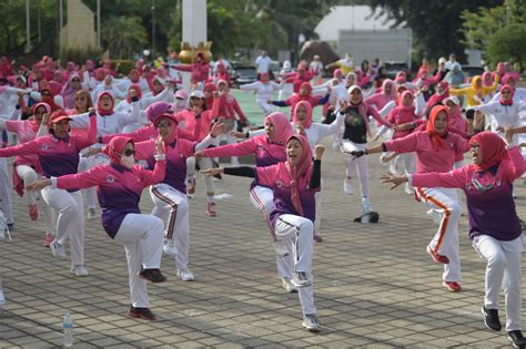 Kemenpora Dan Inorga Gelar Senam Bersama Di Hari Kridha Untuk Terus