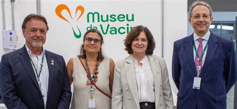 Ministra Nísia Trindade visita Museu da Vacina no Butantan Ministério