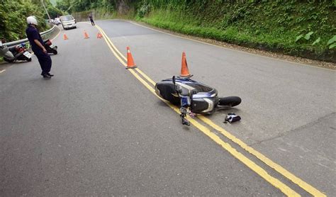 快訊 北宜公路機車擦撞公車 41歲騎士命危送醫不治 中天新聞網