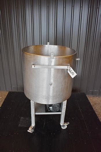 Used Used Gallon Tank Stainless Steel With Turbine Mixer For Sale