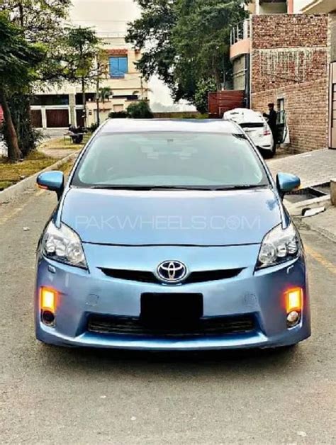 Toyota Prius S Led Edition For Sale In Peshawar Pakwheels