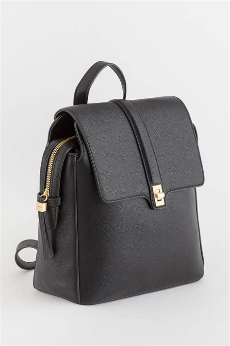 Carpisa Women Black Backpack Odellk