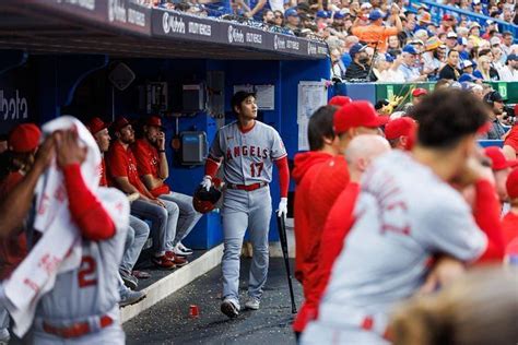 What happened to Shohei Ohtani? Angels star exits game vs Blue Jays early