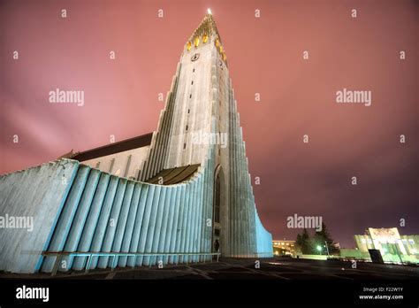 Hallgrimskirkja Church- Winter lights festival, Reykjavik, Iceland ...