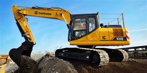 ZMG Argentina Excavadora Liugong 922E 22 Toneladas Mercado Vial TV