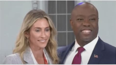 Tim Scott Possible Trump Vp Engaged To Girlfriend Photos