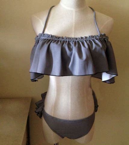 Two Piece Off Shoulder Ruffled Bikini Pink On Luulla