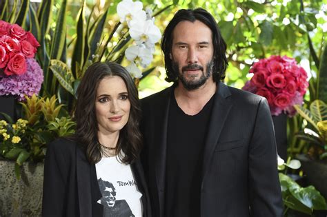 Keanu Reeves Y Winona Ryder ¿casados Desde Hace 30 Años Celebrities